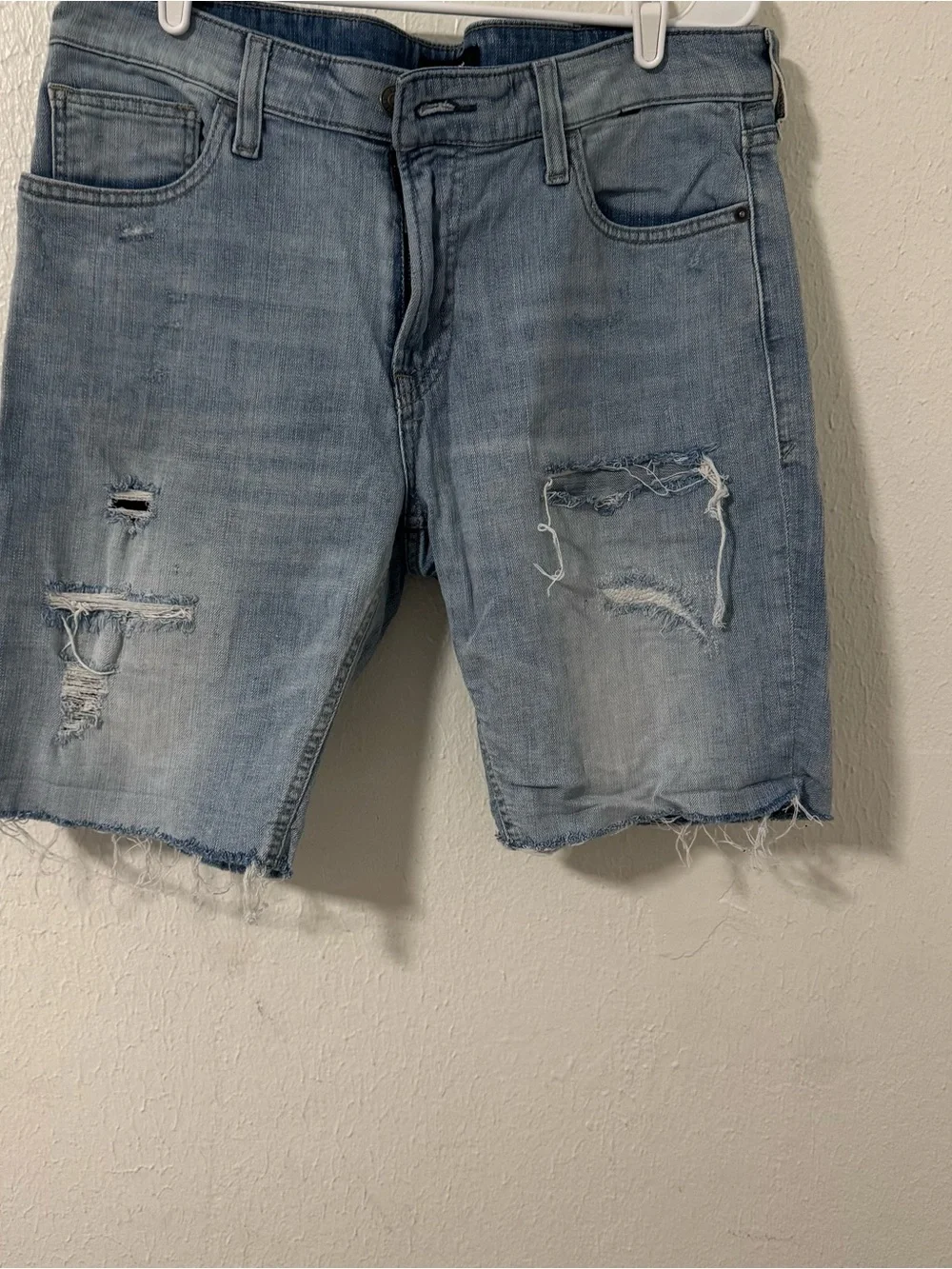 Express Men’s Slim Stretch Size 34 Light Blue Distressed Jean Shorts Frayed Hems